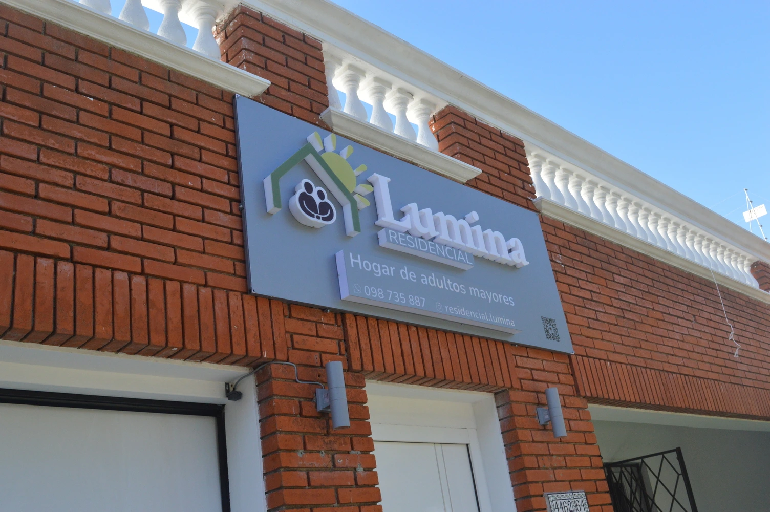 Decoración y detalles de la sala común del Residencial Lumina